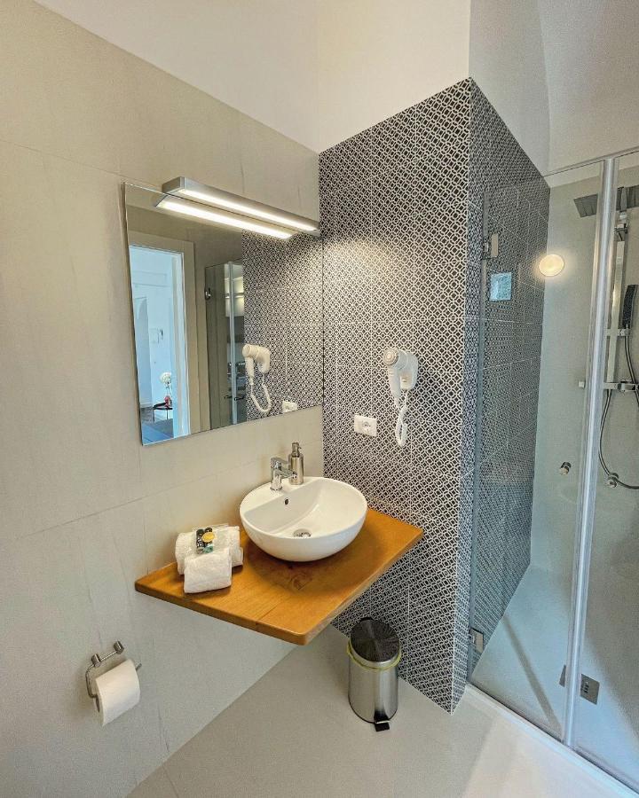 Suite Altamarea "Sea View Studios" Castellammare del Golfo Exterior foto