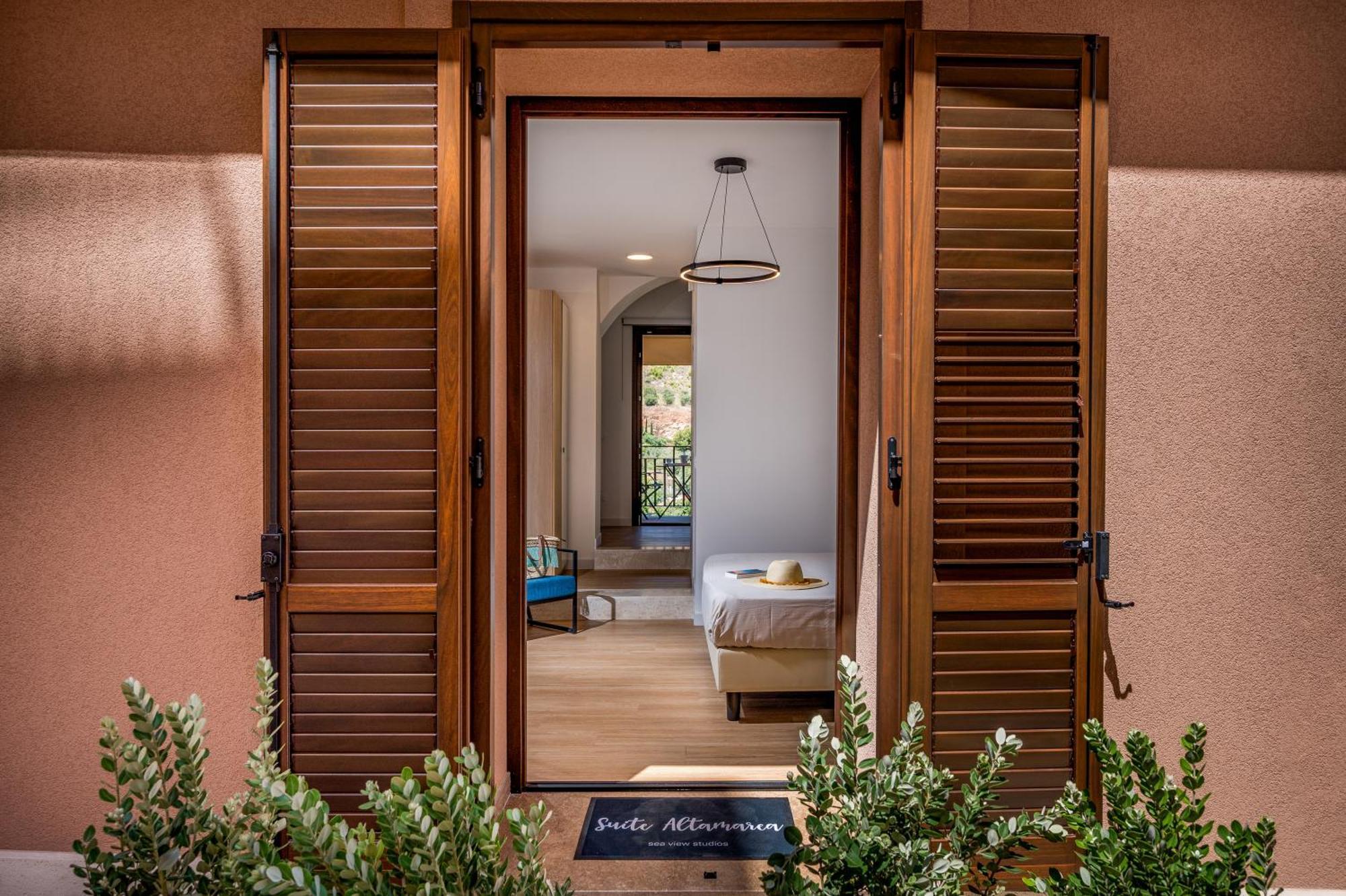 Suite Altamarea "Sea View Studios" Castellammare del Golfo Exterior foto